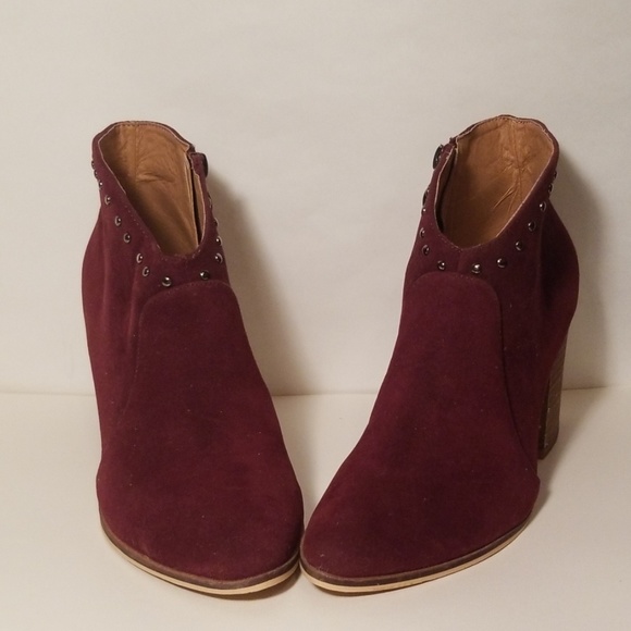 Beast Fashion Suede Booties - Picture 2 of 8